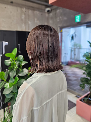 20代/30代/ラテカラー/外ハネ/ミディアム