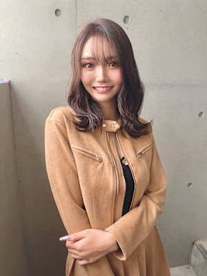 *グレージュカラー*