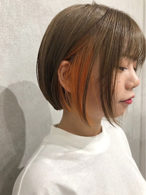 スモーキーベージュインナーオレンジボブ/keshiki大名