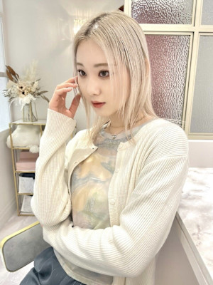 ブリーチカラー/ハイトーンカラー/ベージュカラー/髪質改善