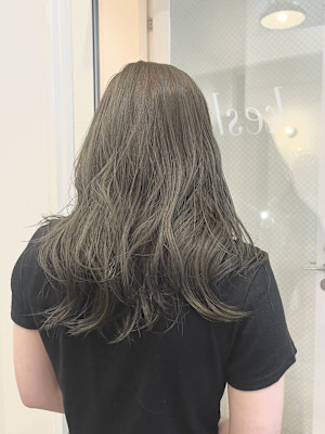 オリーブベージュ/NANA