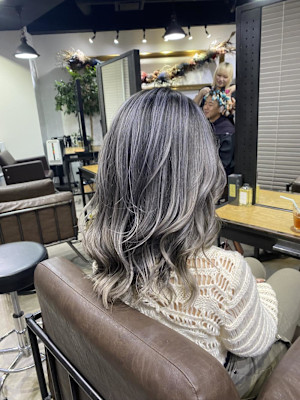 切りっぱなしボブ エアリーロング 美髪ピンクブラウン