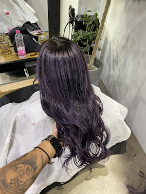 外国人風バレイヤージュ　ハイライトカラー　アッシュベージュ