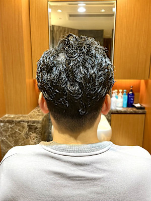 銀座　理容室　ナチュラルパーマ　ビジネスマン