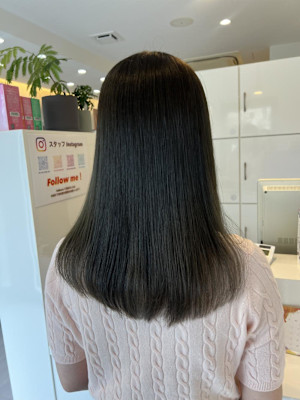 カーキブラウン