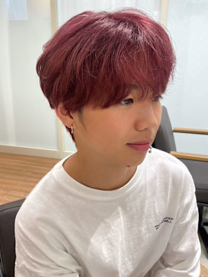 ナチュラルパーマ　チェリーレッド　ツーブロックマッシュ