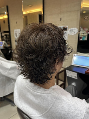 ツイストスパイラルパーマ束感ショートマッシュ縦落ちツイスパ