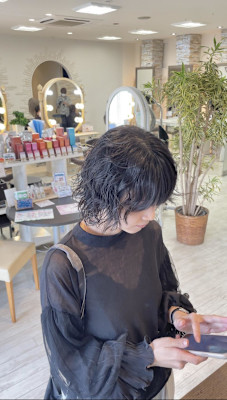 CREA阿部【秦野　似合わせカット　パーマ】