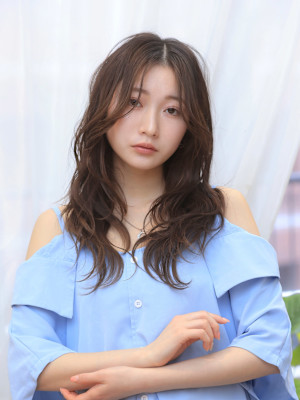 20代30代に似合う美髪ベビーピンク