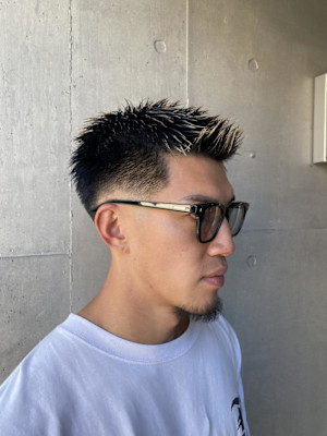 ウルフアッシュブラックカルマパーマベリーショート