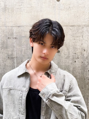 ニュアンスパーマで作るコンマバングヘア