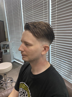 ウルフアッシュブラックカルマパーマベリーショート