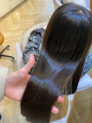 うる艶ロングストレート髪質改善トリートメント赤羽美容室