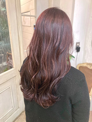 ピンクブラウン色持ちを良くするにはピンクシャンプーがオススメ