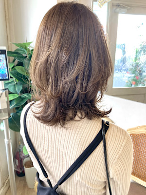 ミディアムレイヤーカット赤羽