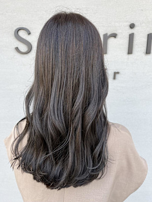 ナチュラルグレージュ