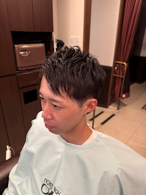 刈上げショートスタイル