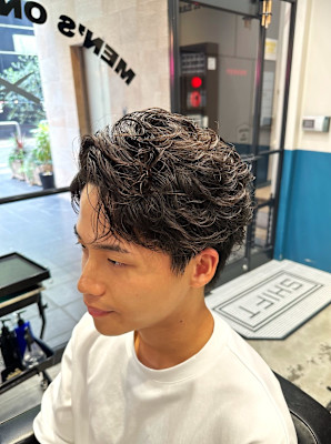 スパイラルパーマ【SHIFT】