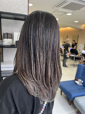 30.40代白髪ぼかしハイライトグレージュ