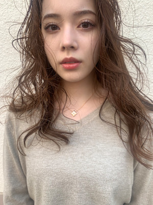 こっくりブラウンとやんわりパーマ【高田馬場　lok】