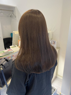 ナチュラルブラウン