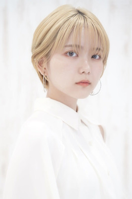 ショートボブ×ハイトーン