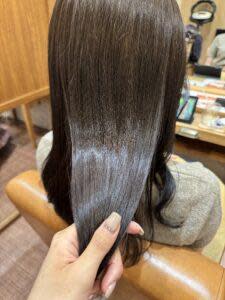 モーヴグレージュ