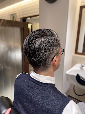 オールバック/バーバースタイル/七三分け