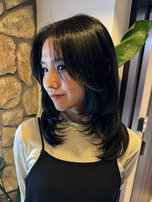 大胆なレイヤーで360度どこから見ても美しいスタイル