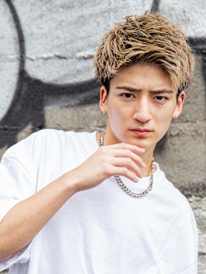 【小久保style】韓国マッシュニュアンスパーマグレーカラー