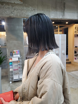 ぱっつん◎かわいい切りっぱなしボブ