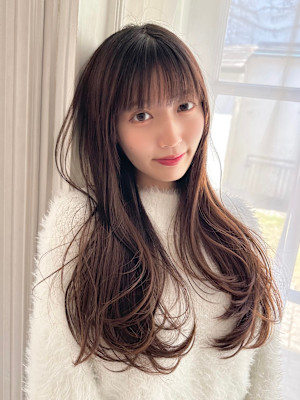 アッシュベージュ　くびれナチュラルヘア