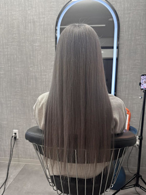 スモーキーシルバー