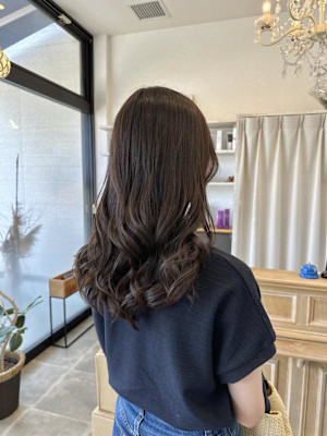 ナチュラルブラウン