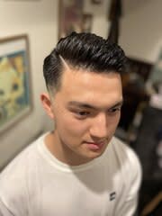 ハードパート×スキンフェード スタイル