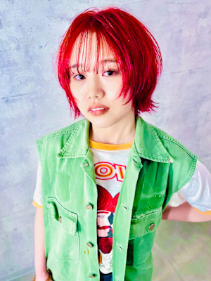 【おしゃれ上級者】ボブレイヤー×ビビットカラー