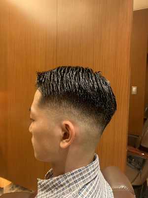 銀座　フェード　スキンフェード　理容室