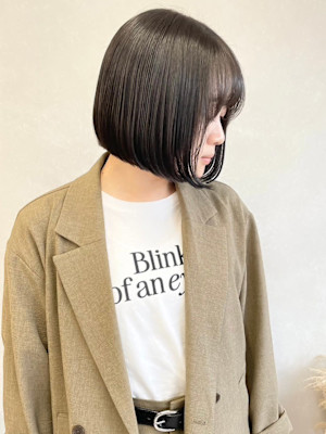 ブリーチなしシアーグレージュ＊コンパクトボブ赤み消しカラー