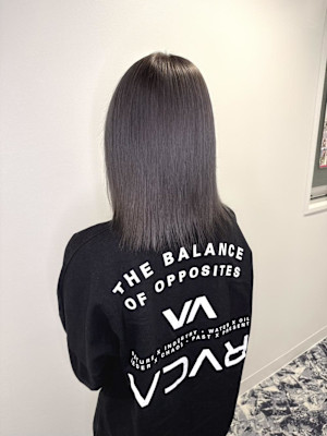 透明感ダークシルバー