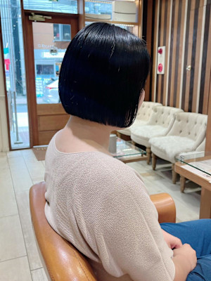 【Ｎｅｏｌｉｖｅｋｕｔａ町田店】切りっぱなしボブ