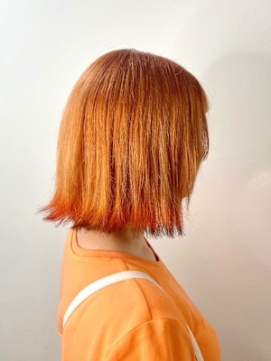 オレンジ裾カラー