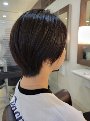 絶壁解消ショートボブ　丸みショートボブ
