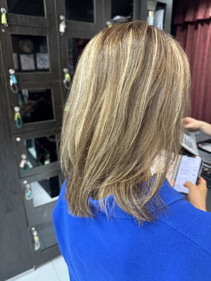 白髪ぼかしハイライト【錦糸町北口】/ anri