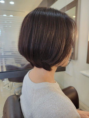 クビレショートボブ　絶壁解消ショートボブ