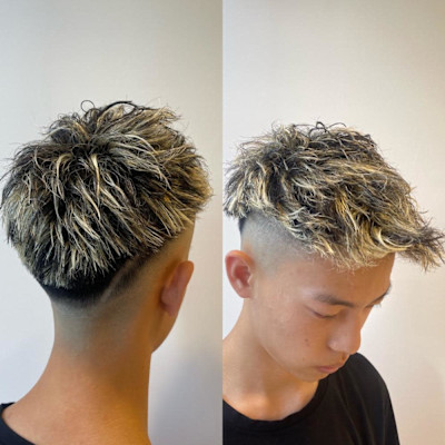 【メンズ　フェードカット　メッシュカラー】