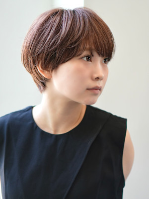 大人丸みショート