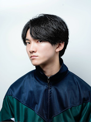 【alpha 新宿】ニュアンスパーマ×センターパート