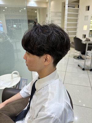 【メンズ】社会人1〜3年目向けのビジネスパーマ