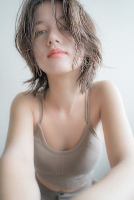 ヌーディーミディアム