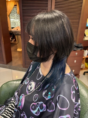 ロングウルフ×インナーカラー【ダブルカラー＋ブルー】